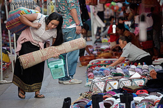 woman-carrying-rolled-mat-01.jpg