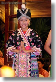 images/Asia/Laos/LuangPrabang/People/Dance/dancing-girl-in-black-4.jpg