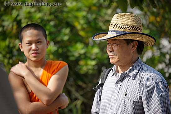 tour_guide-w-monk.jpg