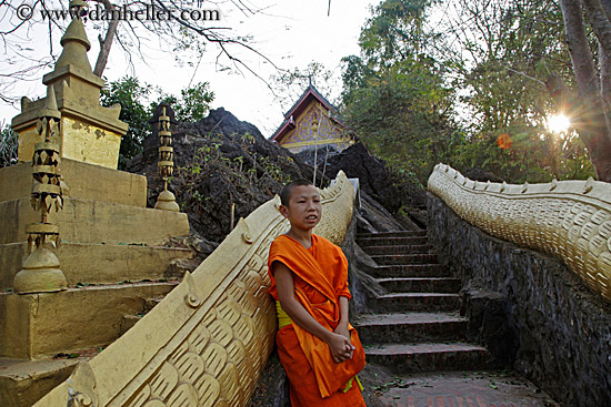 monk-boy-at-snake-stairs-09.jpg