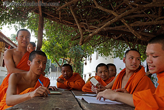 group-of-monk-boys-laughing-7.jpg