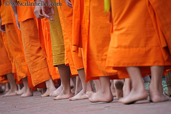 monks-bare-feet-2.jpg