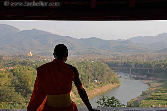 monk-sil-overlooking-river-7.jpg