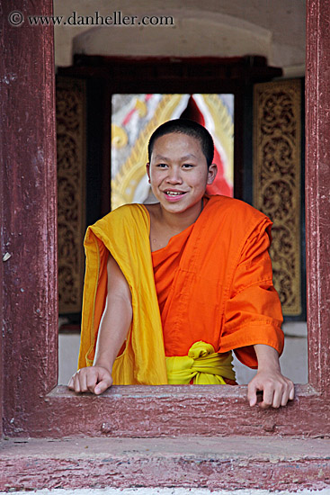 window-w-monk-4.jpg