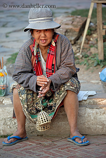 old-woman-sitting-w-hat-2.jpg