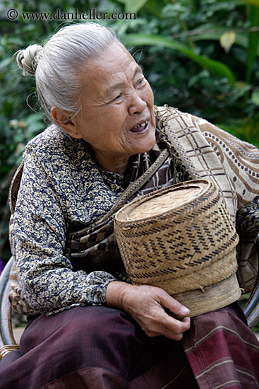 old-woman-w-rice-basket-2.jpg