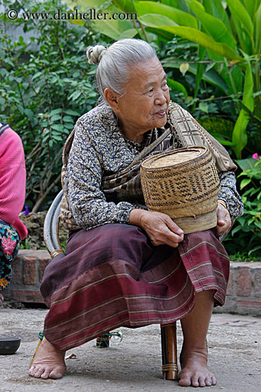 old-woman-w-rice-basket-4.jpg