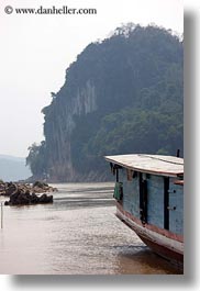 images/Asia/Laos/LuangPrabang/Scenics/River/round-top-mtn-n-boat-1.jpg