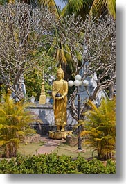 images/Asia/Laos/LuangPrabang/WatChoumkhong/golden-buddha-2.jpg