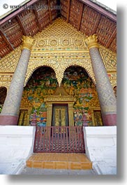 images/Asia/Laos/LuangPrabang/WatChoumkhong/ornate-apsara-door-6.jpg