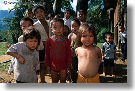 images/Asia/Laos/Villages/Hmong-2/group-of-children-2.jpg