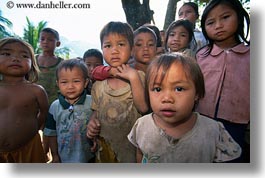 images/Asia/Laos/Villages/Hmong-2/group-of-children-4.jpg