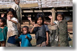 images/Asia/Laos/Villages/Hmong-2/kids-waving-1.jpg