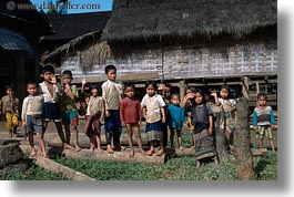 images/Asia/Laos/Villages/Hmong-2/kids-waving-2.jpg