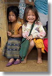 images/Asia/Laos/Villages/Hmong-3/Children/black-haired-n-brown-haired-girl-02.jpg