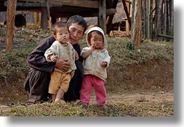images/Asia/Laos/Villages/Hmong-3/Children/father-n-kids-1.jpg