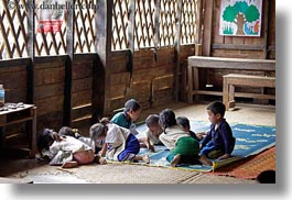 images/Asia/Laos/Villages/Hmong-3/School/girls-working-in-class-1.jpg