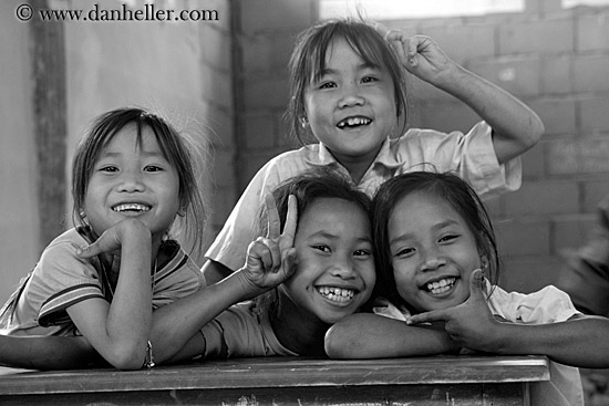 school-kids-at-desk-5-bw.jpg