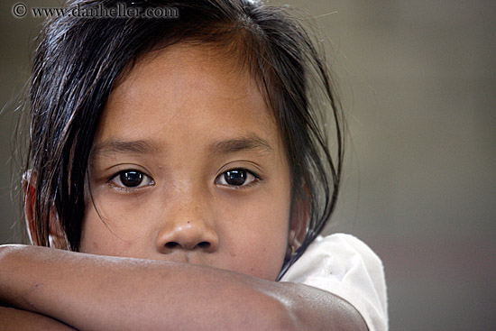 girl-at-school-desk-4.jpg