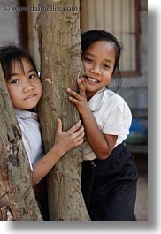 images/Asia/Laos/Villages/RiverVillage1/Girls/girls-by-tree-1.jpg