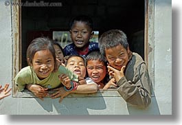 images/Asia/Laos/Villages/RiverVillage1/Groups/kids-playing-at-window-2.jpg