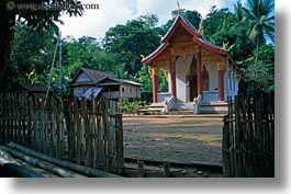 images/Asia/Laos/Villages/RiverVillage2/temple.jpg