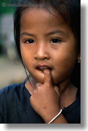 images/Asia/Laos/Villages/RiverVillage2/young-girl.jpg