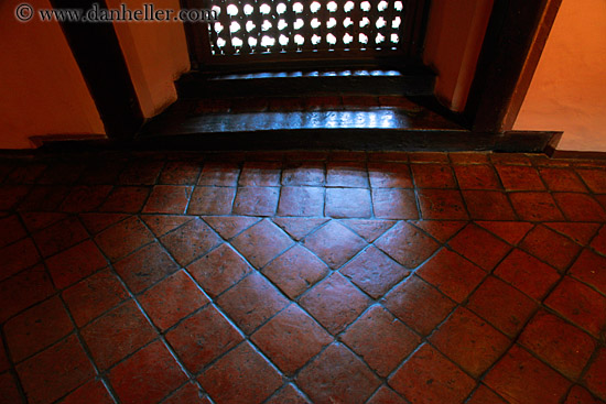 terra-cotta-file-floor-02.jpg