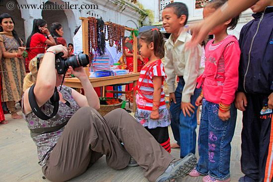 kate-w-camera-n-kids-03.jpg