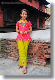 images/Asia/Nepal/Kathmandu/Pashupatinath/Women/girl-in-pink-flowery-dress-02.jpg