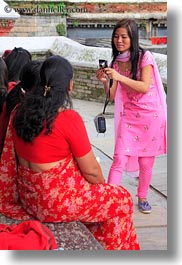 images/Asia/Nepal/Kathmandu/Pashupatinath/Women/girls-photographing-friends-01.jpg