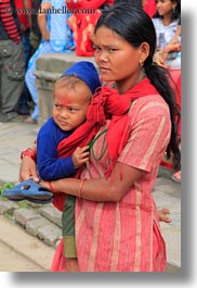 images/Asia/Nepal/Kathmandu/PatanDarburSquare/Women/mother-w-baby-03.jpg