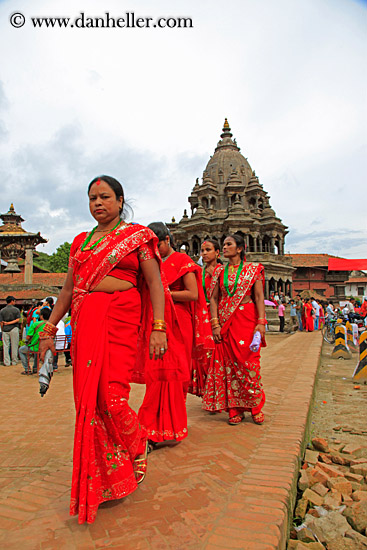 woman-n-temple.jpg