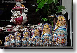 images/Asia/Russia/Moscow/Art/russian-nesting-dolls-6.jpg