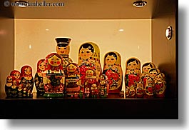 images/Asia/Russia/Moscow/Art/russian-nesting-dolls-7.jpg