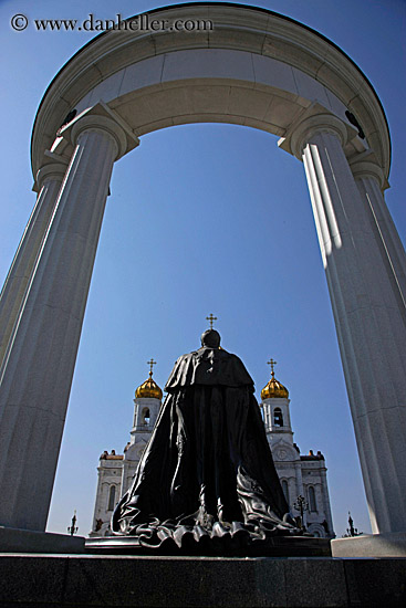 black-statue-1.jpg