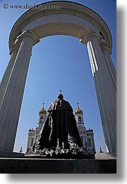 images/Asia/Russia/Moscow/Buildings/Churches/CathedralOfChrist/black-statue-1.jpg