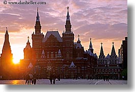 images/Asia/Russia/Moscow/Buildings/HistoricalMuseum/historical-museum-n-sunset-1.jpg