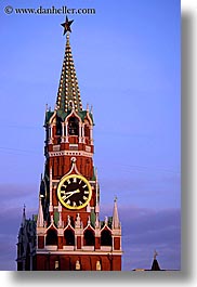 images/Asia/Russia/Moscow/Buildings/Kremlin/savior-tower-dusk.jpg