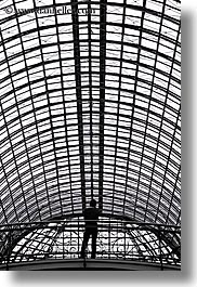 images/Asia/Russia/Moscow/Buildings/RymShoppingMall/woman-on-bridge-bw-2.jpg