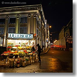 images/Asia/Russia/Moscow/CityScenes/bldg-n-flower-vendor-nite-2.jpg