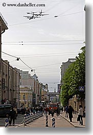 images/Asia/Russia/Moscow/CityScenes/planes-overhead-1.jpg
