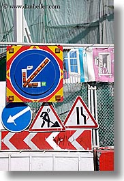 images/Asia/Russia/Moscow/Misc/diretional-signs-02.jpg