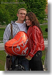 images/Asia/Russia/Moscow/People/Couples/i_love_you-balloon-1.jpg