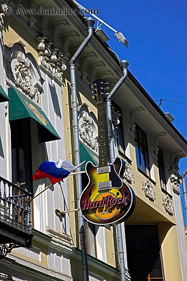 hard-rock-cafe-sign.jpg