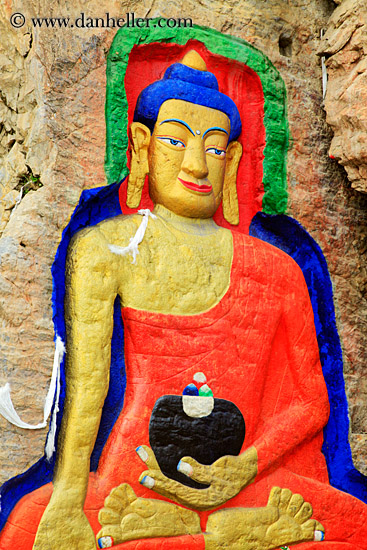 buddha-rock-mural-02.jpg