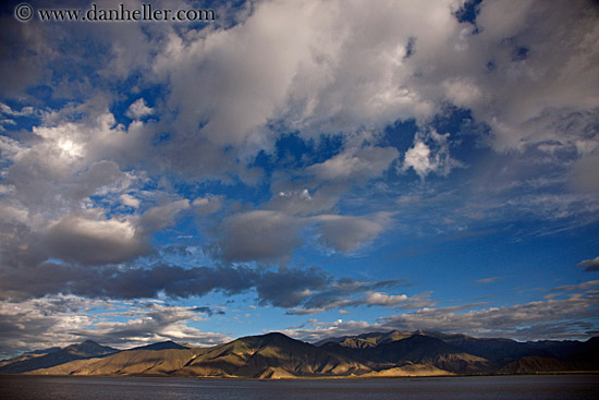 sand-dunes-mtns-n-clouds-03.jpg