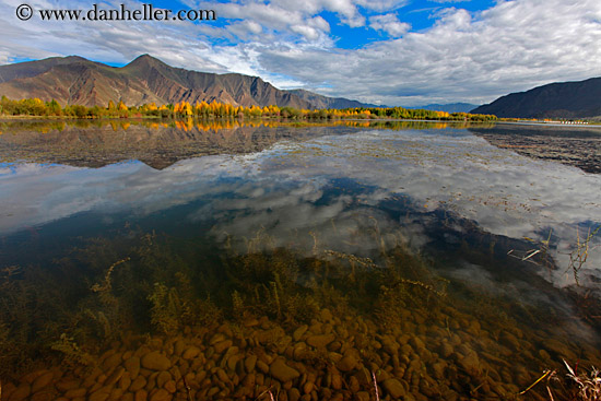 trees-reflection-mtns-n-clouds-11.jpg