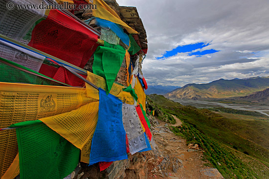 prayer-flags-n-landscape-04.jpg