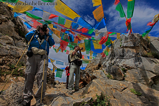 prayer-flags-n-photographers.jpg